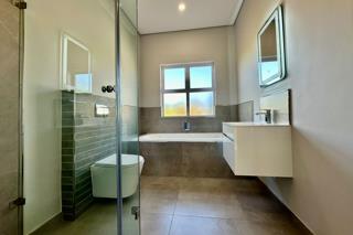 4 Bedroom Property for Sale in Flamingo Vlei Western Cape